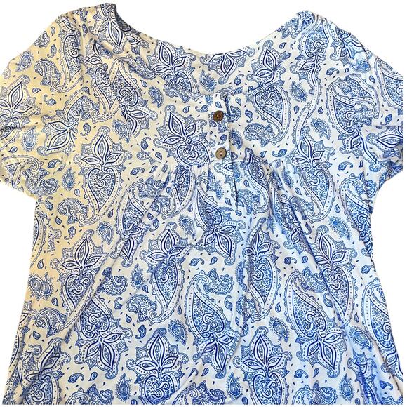Bohemian Blue and White Paisley Print Wooden Button Blouse Women's Size Medium - Picture 4 of 4
